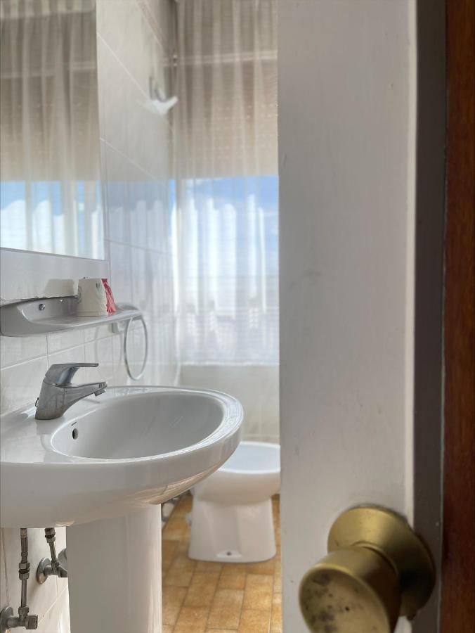 Hostal El Botero Monreal del Campo Eksteriør billede